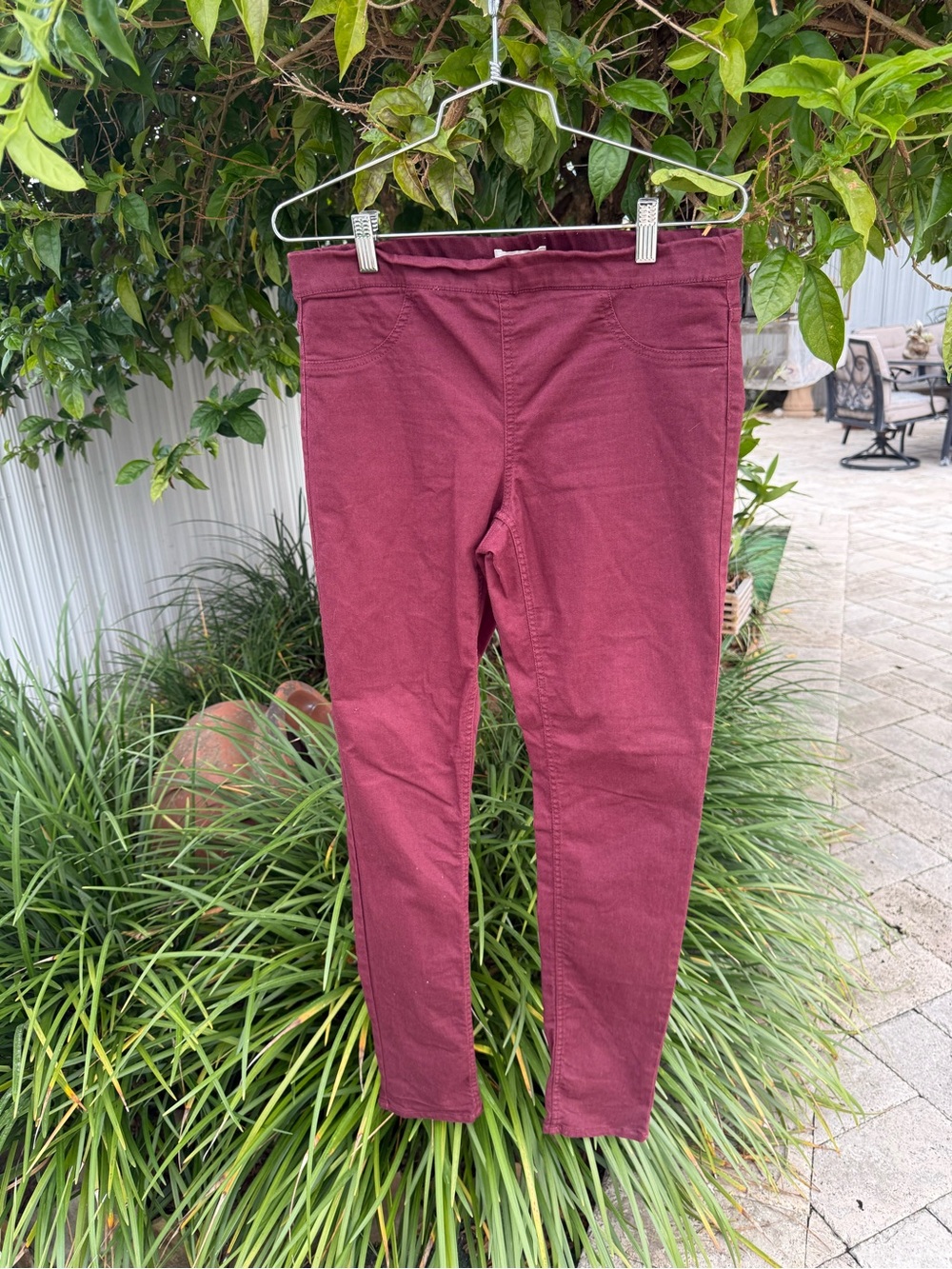 H&M Women's Burgundy Skinny Jeans
